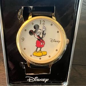 Mickey Mouse Disney Analog Watch (NEW)